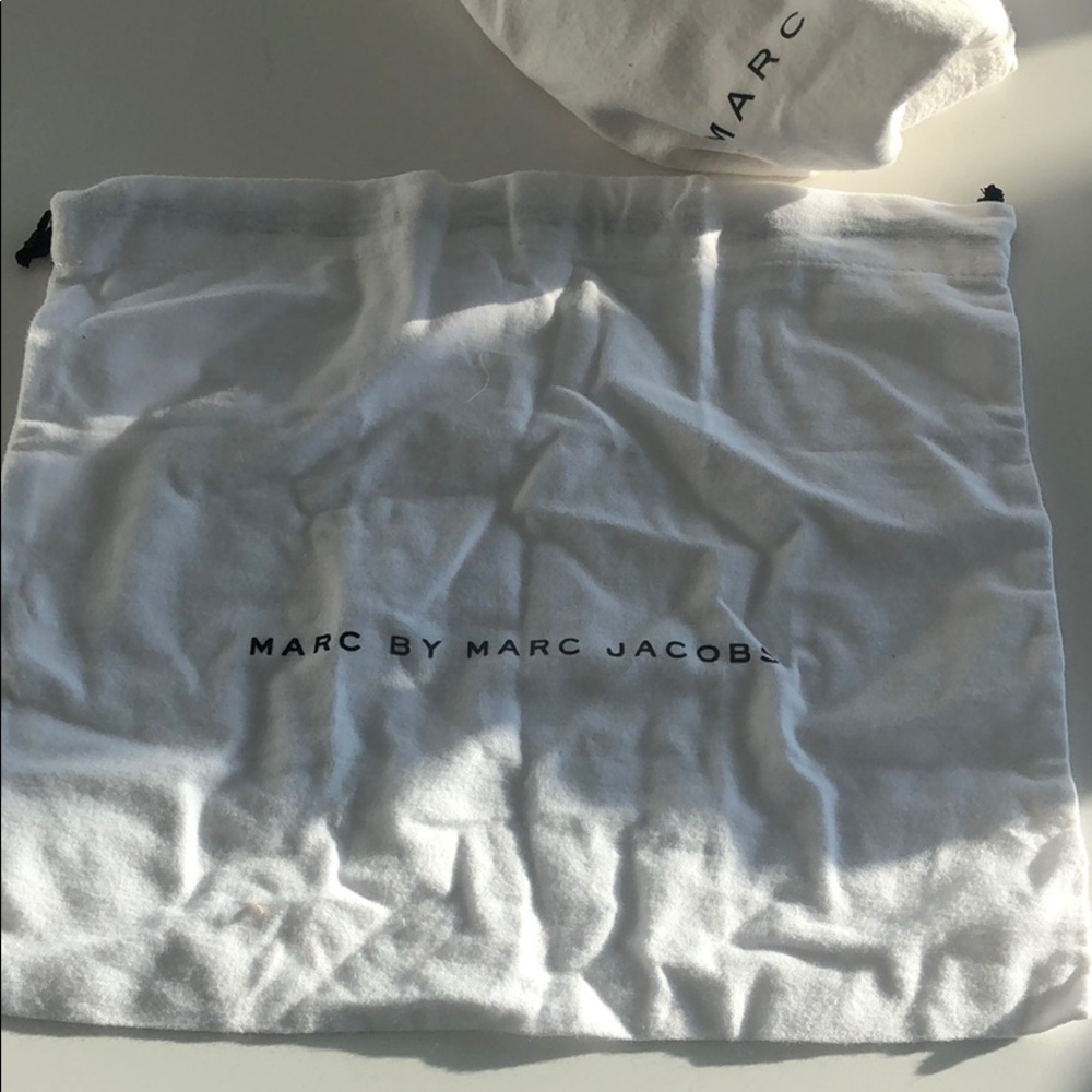 Various Dust Bags - Picture 7 of 8